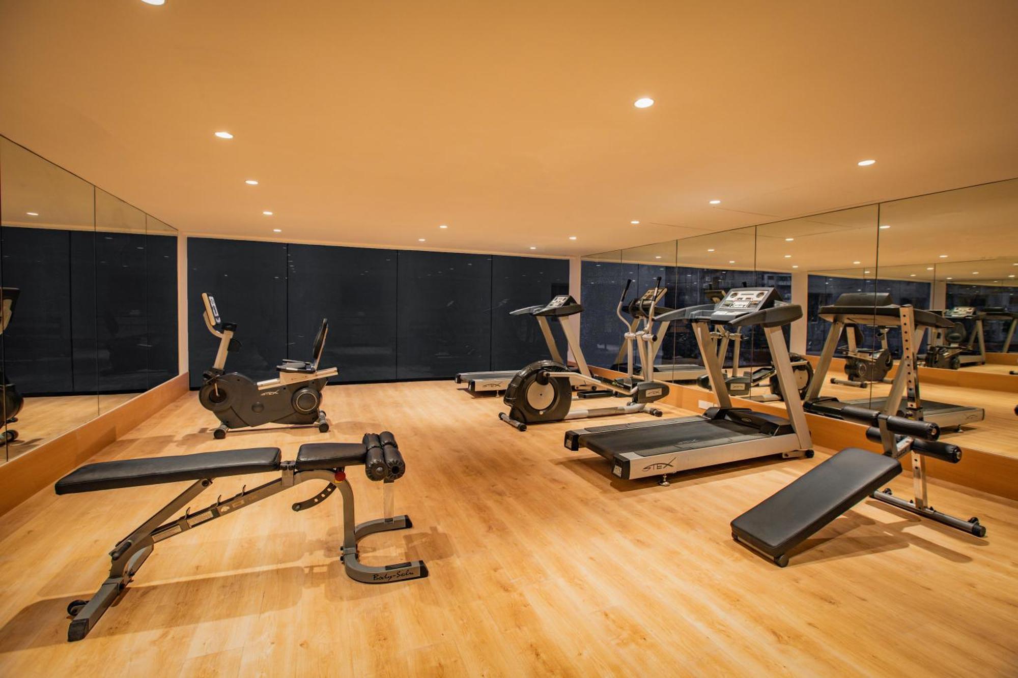 Keys Prima By Lemon Tree Hotels, Pimpri, Pune Extérieur photo
