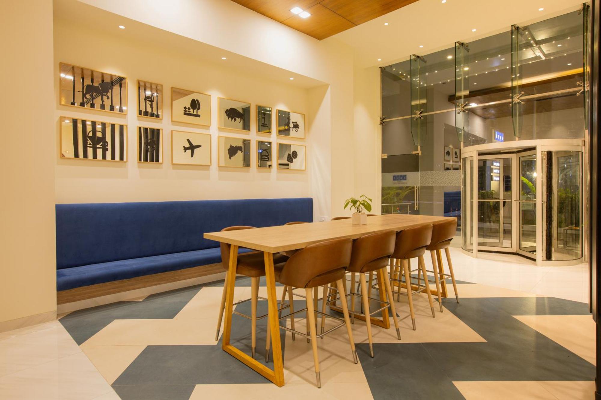 Keys Prima By Lemon Tree Hotels, Pimpri, Pune Extérieur photo