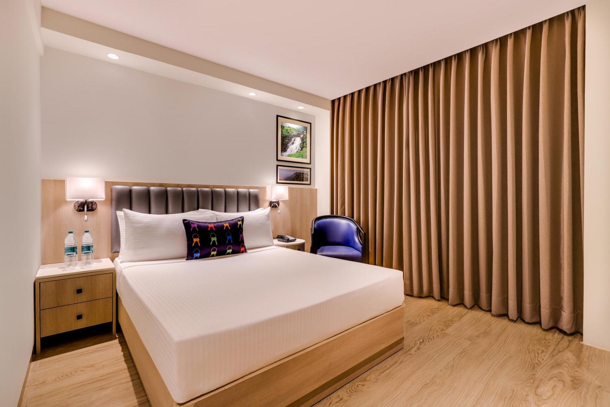 Keys Prima By Lemon Tree Hotels, Pimpri, Pune Extérieur photo