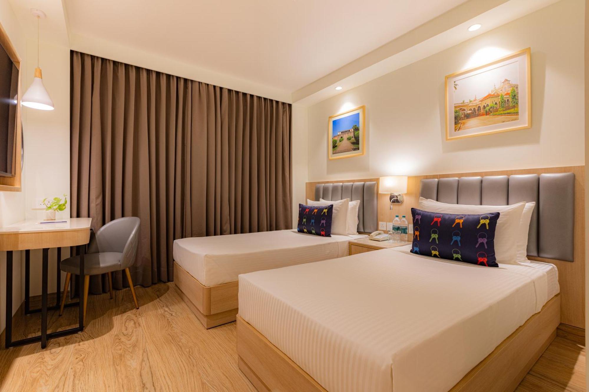 Keys Prima By Lemon Tree Hotels, Pimpri, Pune Extérieur photo