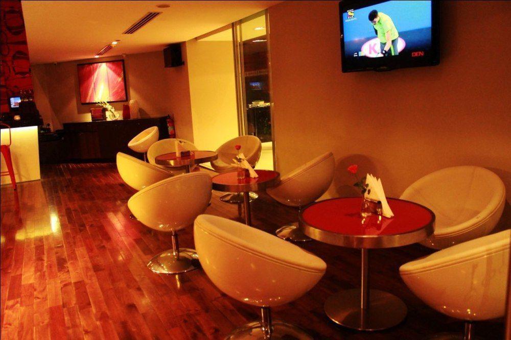 Keys Prima By Lemon Tree Hotels, Pimpri, Pune Extérieur photo
